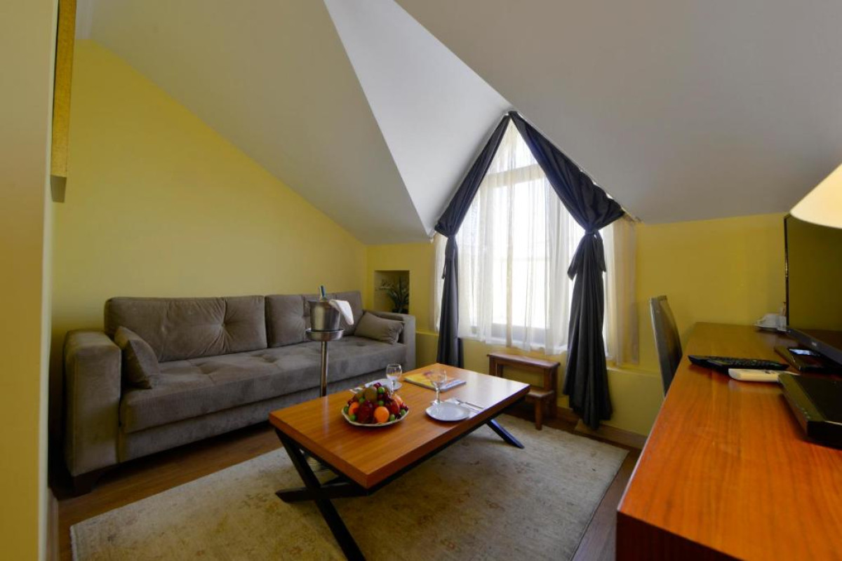 Agora Life Hotel