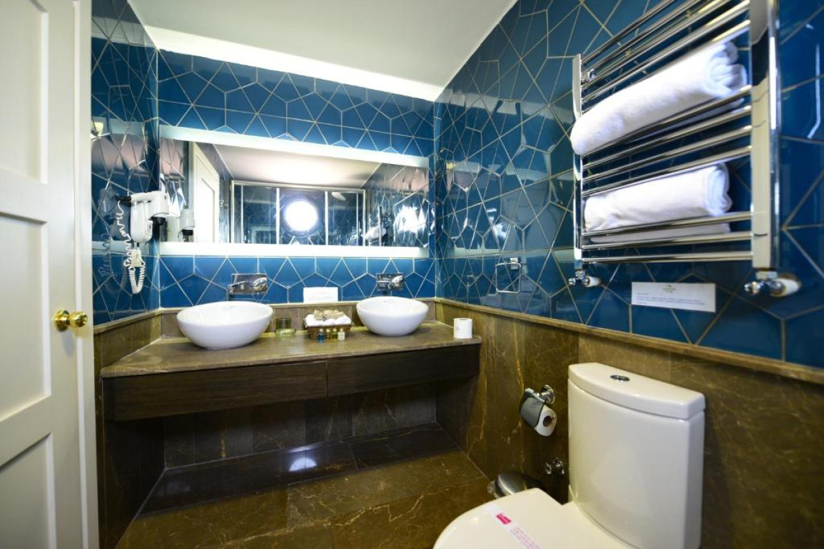 Agora Life Hotel