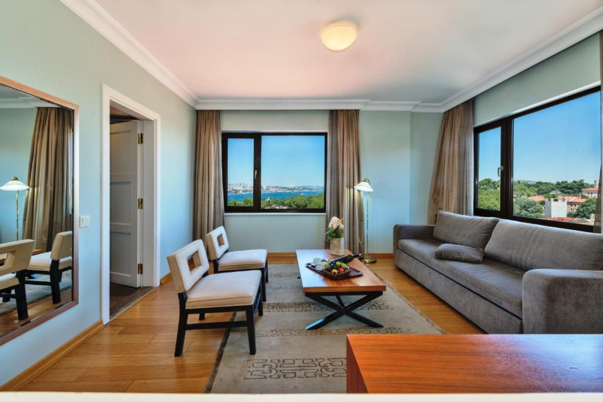 Agora Life Hotel