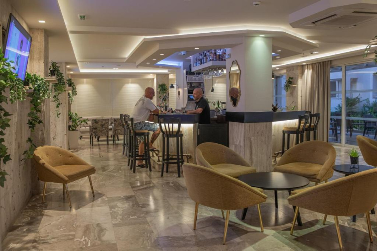 Agrelli Hotel & Suites