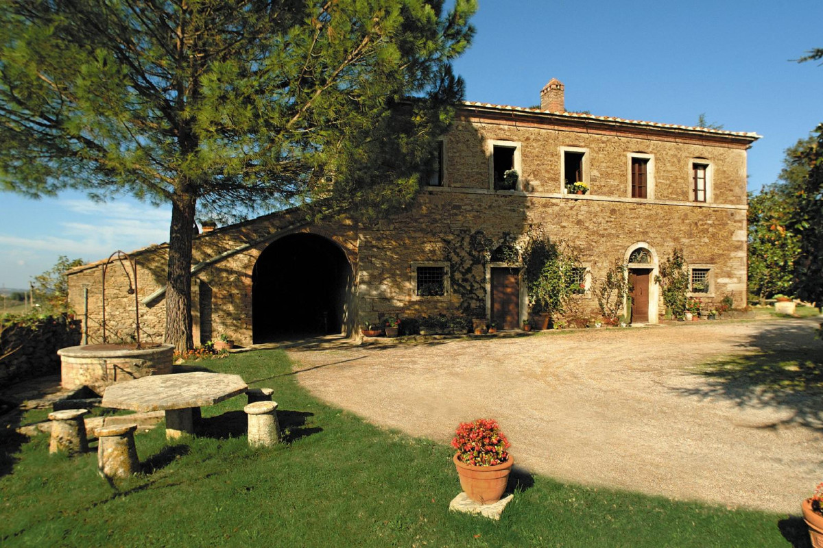 Agritourism Tenuta Armaiolo
