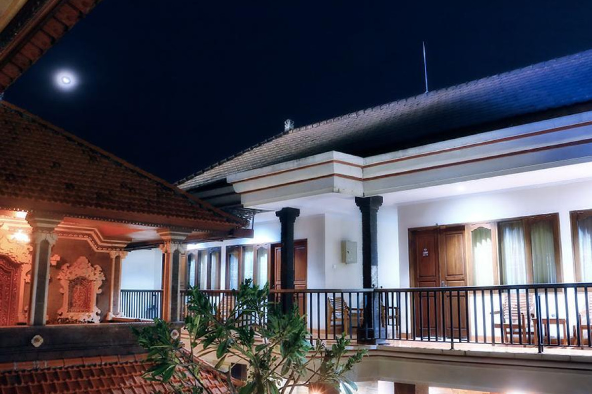 Agus Beach Inn