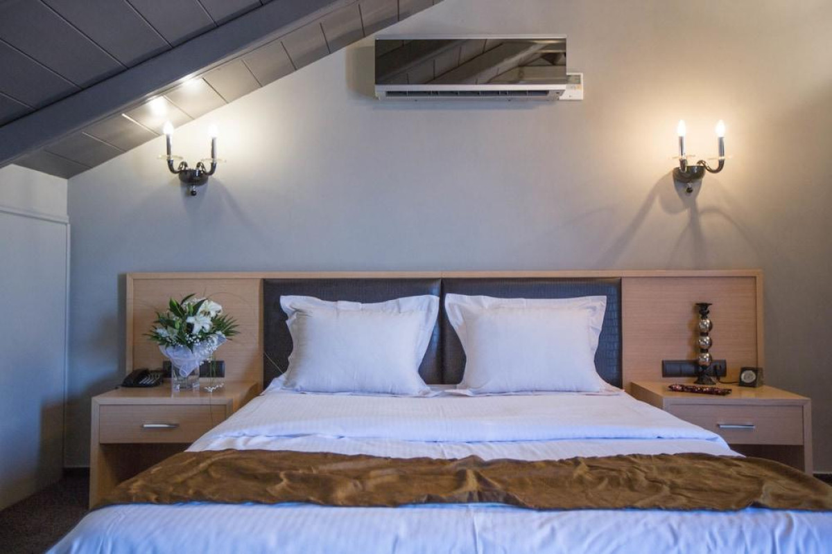 Aion Luxury Hotel