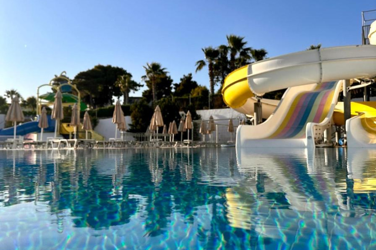 AIORA AQUA RESORT