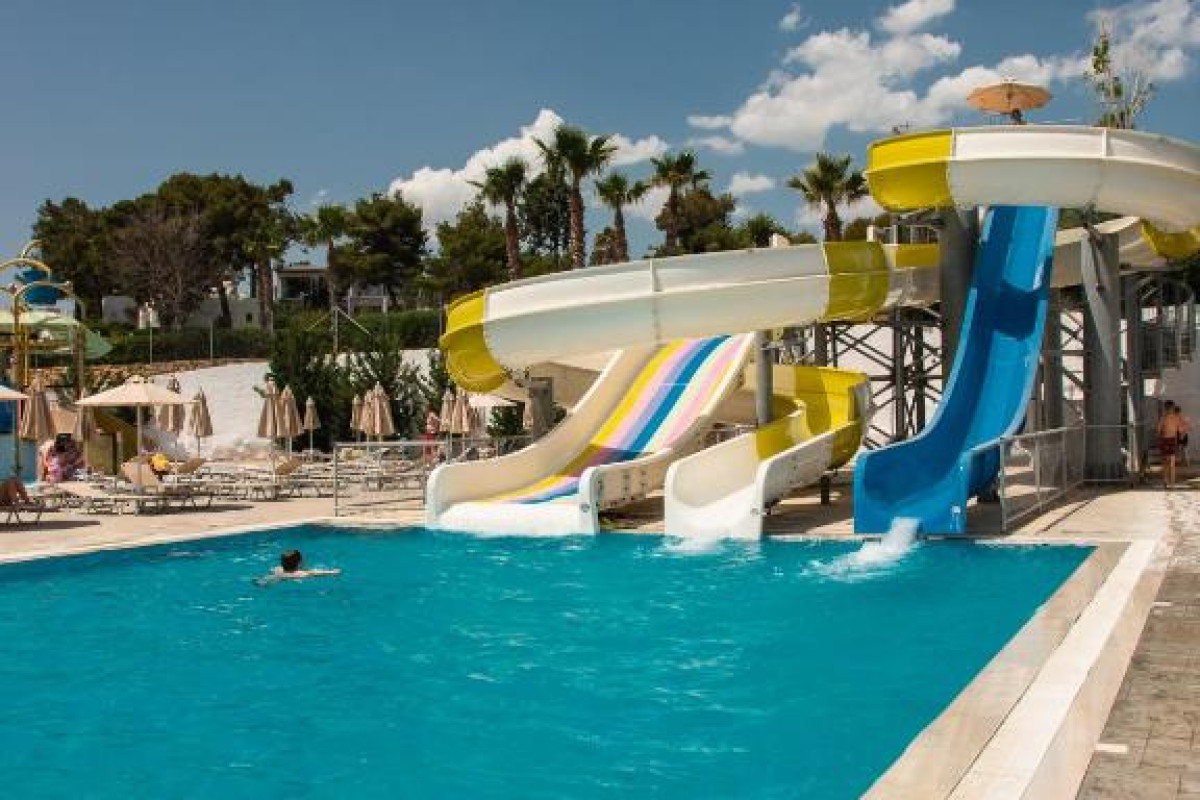AIORA AQUA RESORT