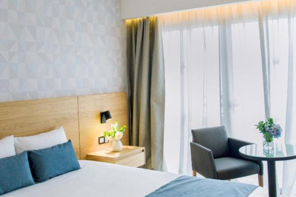Ajax Hotel