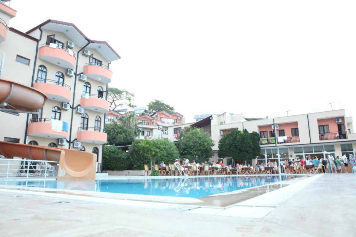 AKASIA RESORT