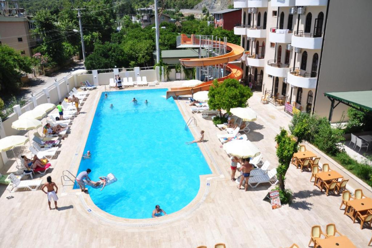 AKASIA RESORT