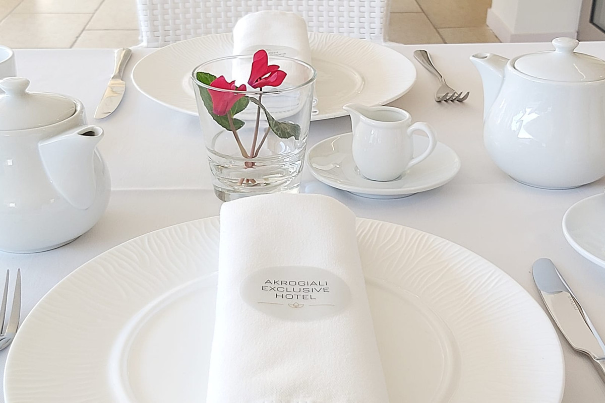 Akrogiali Exclusive Hotel - Adults Only