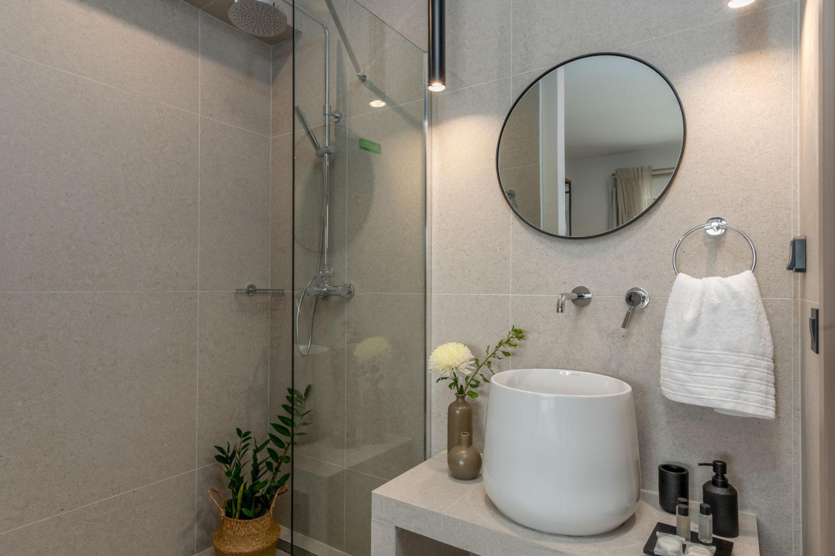 Akrotiri Suites
