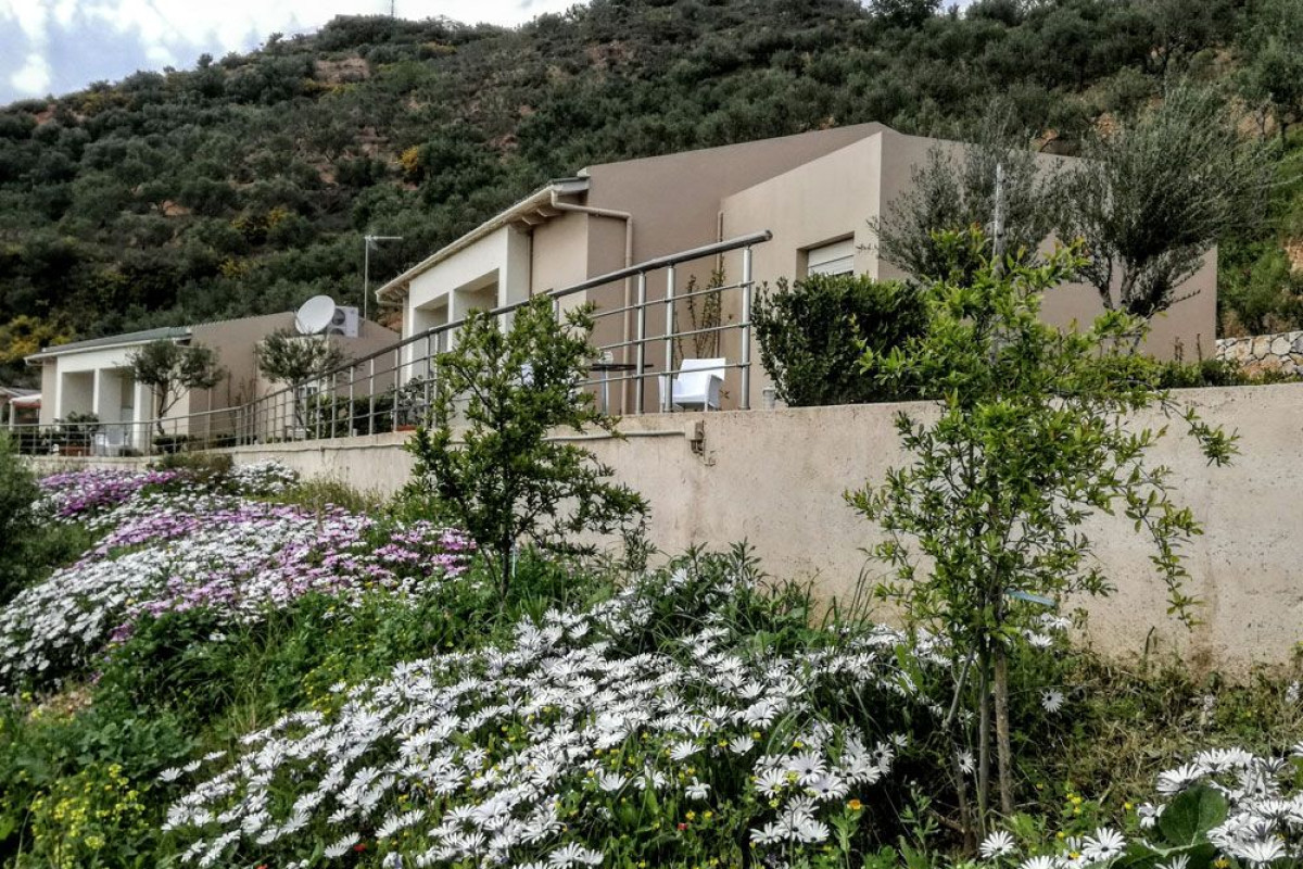 Aksos Suites Accessible Accommodation