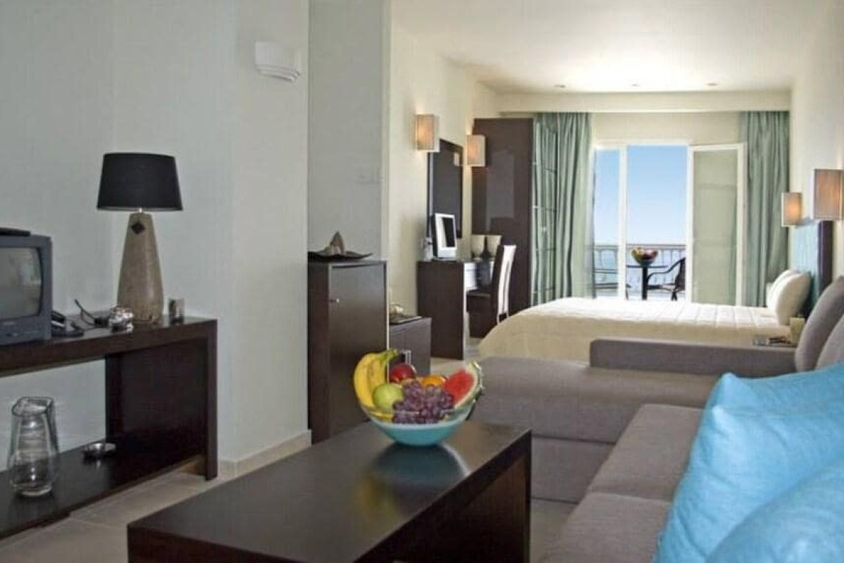 Akteon Girni Hotel