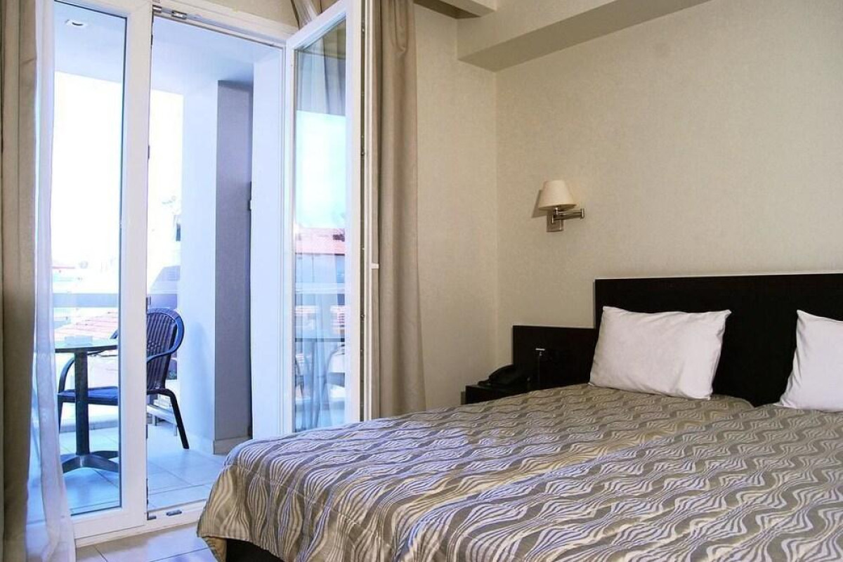 Akteon Girni Hotel