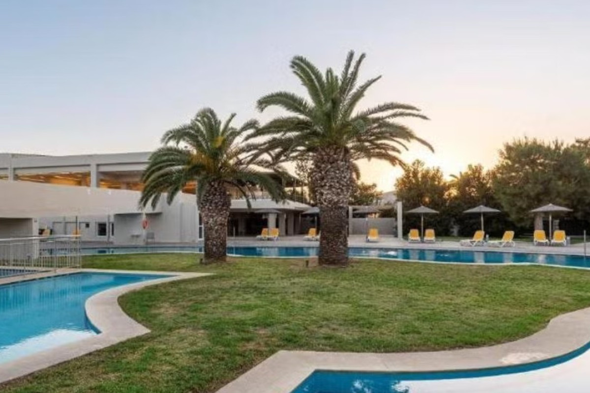 Akti Coast Club