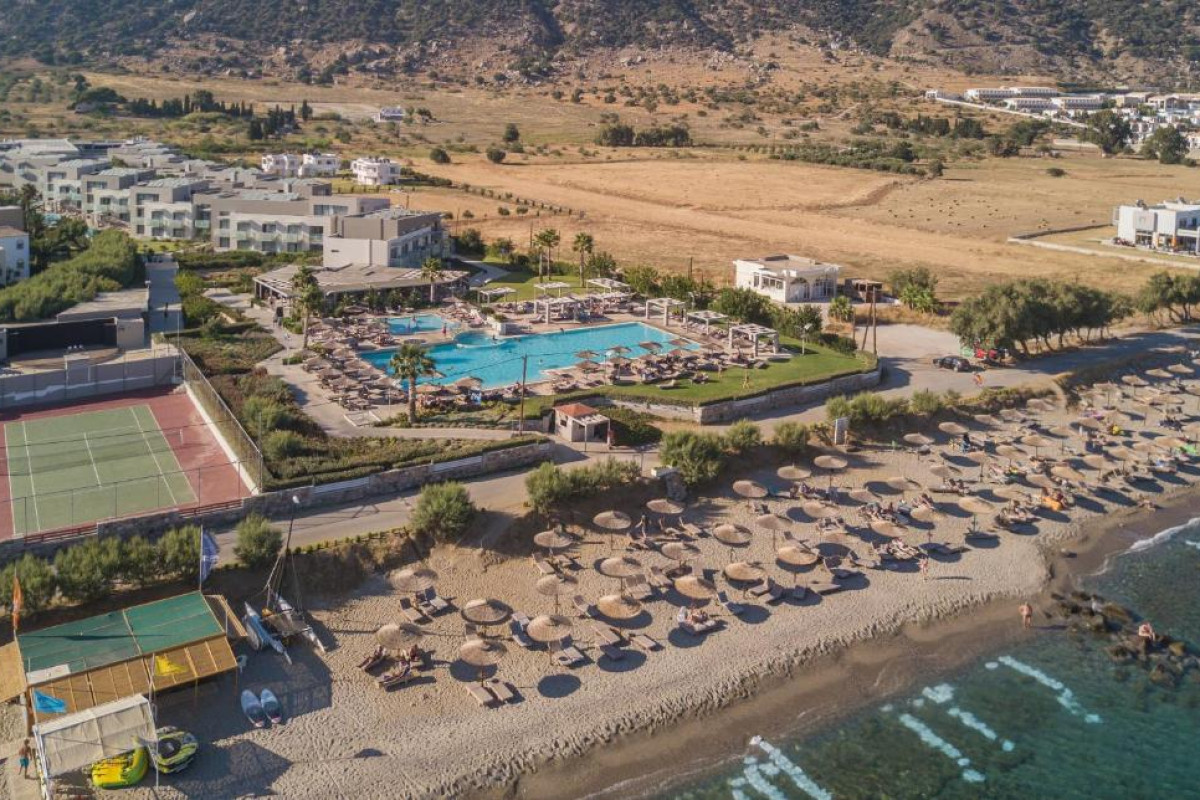 Akti Palace Hotel