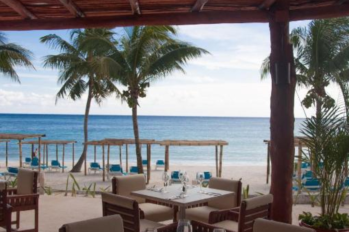 Akumal Bay Beach & Wellness Resort