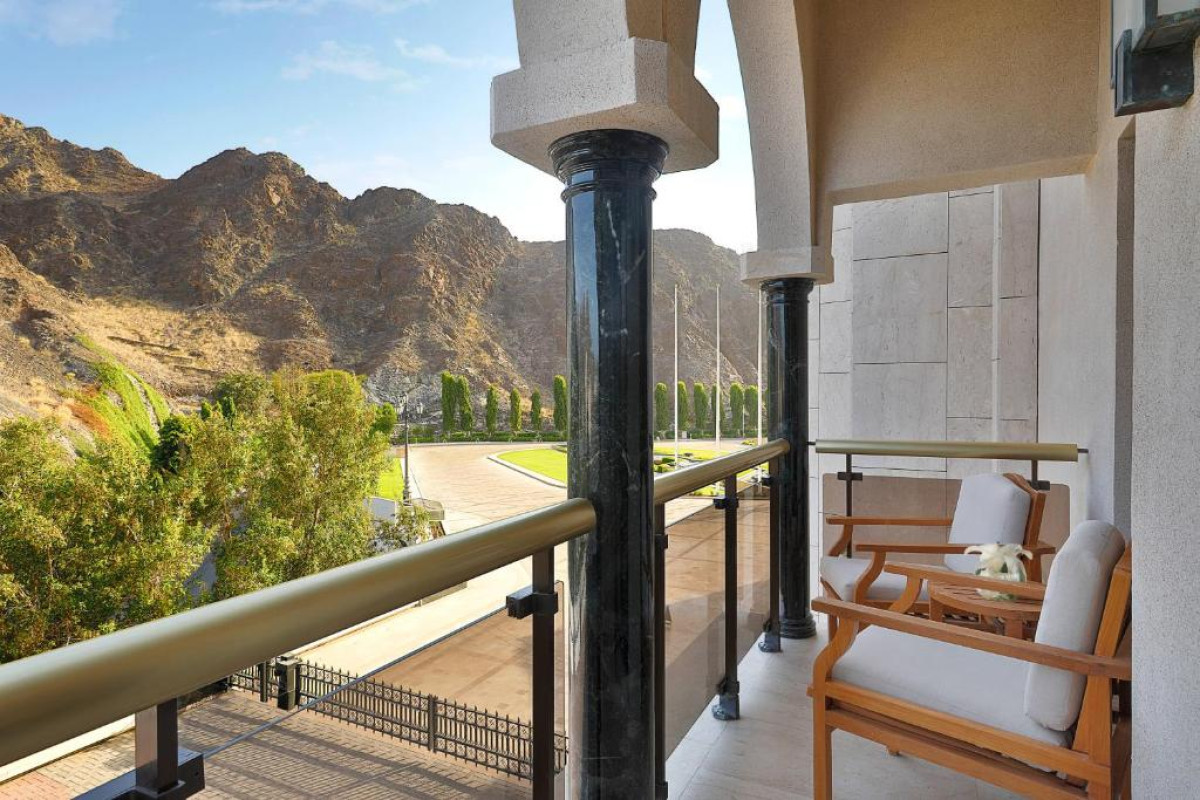 Al Bustan Palace, a Ritz-Carlton Hotel