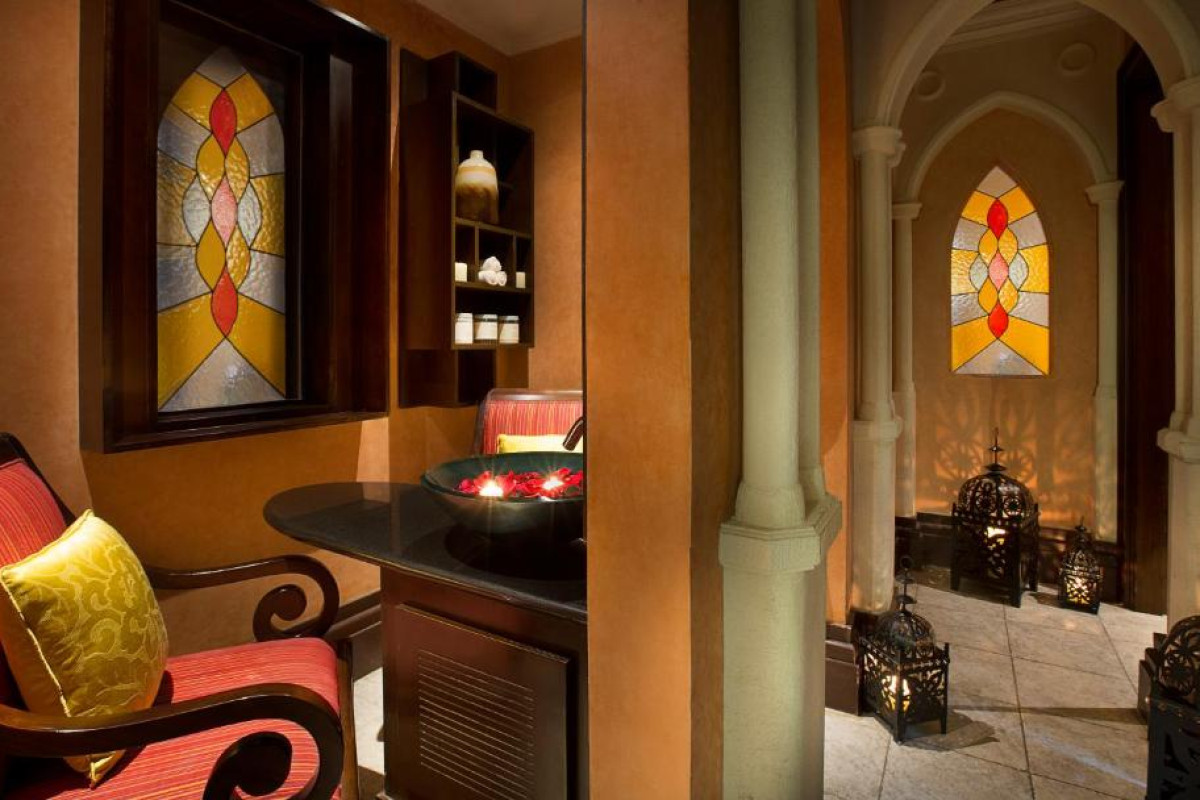 Al Habtoor Grand Resort, Autograph Collection