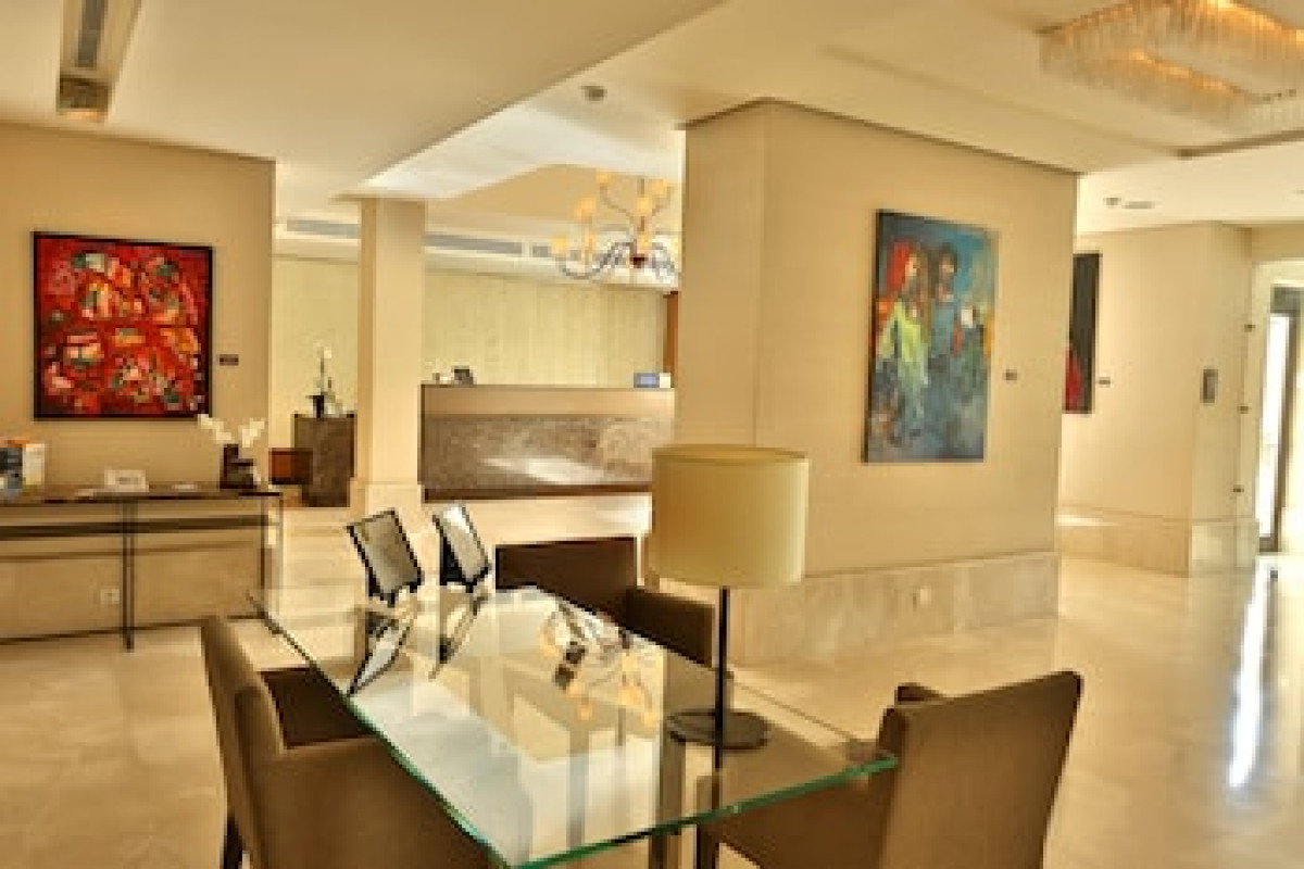 AL QASR METROPOLE