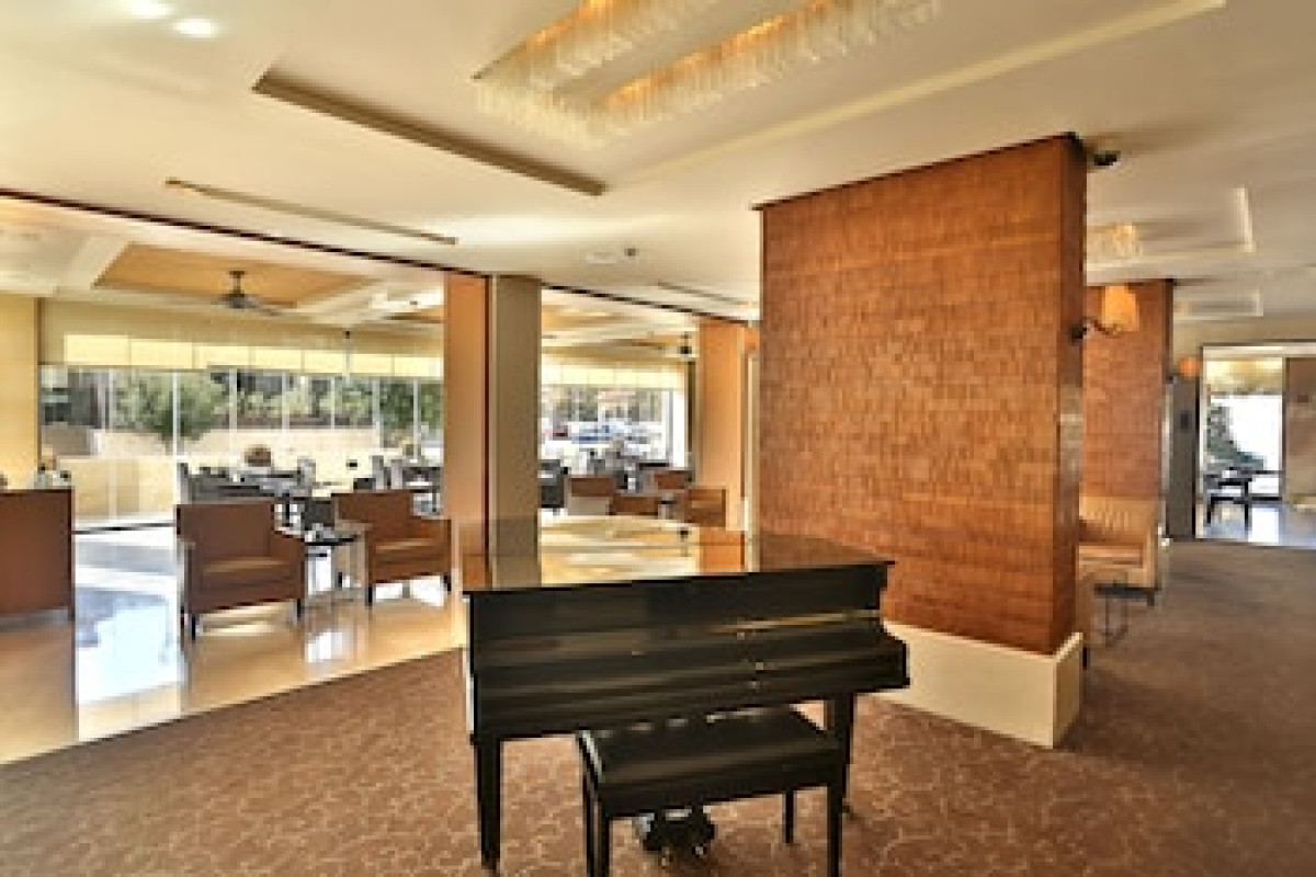 AL QASR METROPOLE