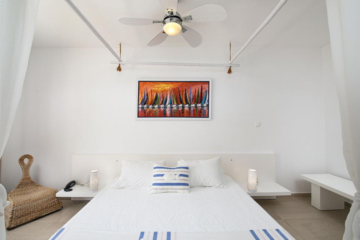 Alacati Port Hotel