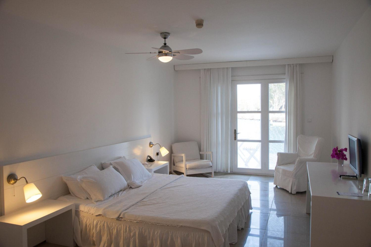 Alacati Port Hotel