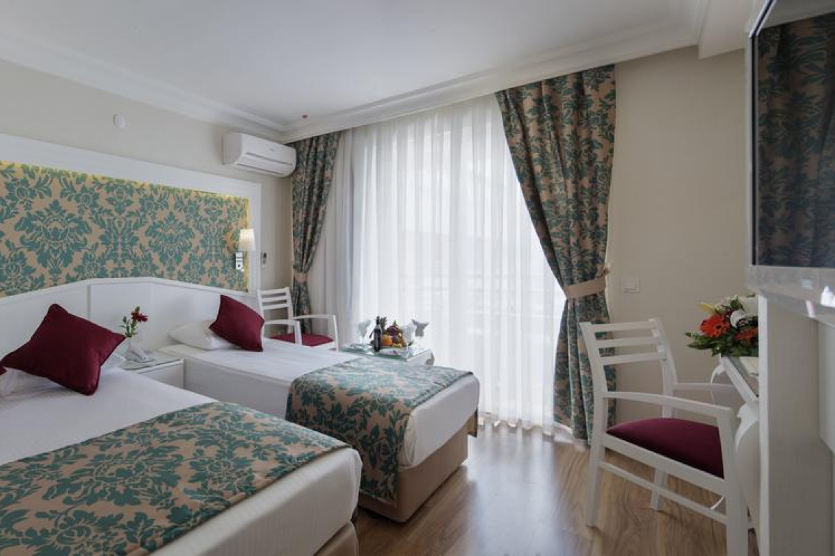 ALAIYE KLEOPATRA HOTEL