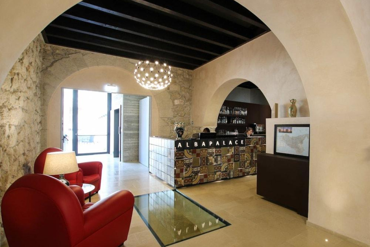 Alba Palace Hotel