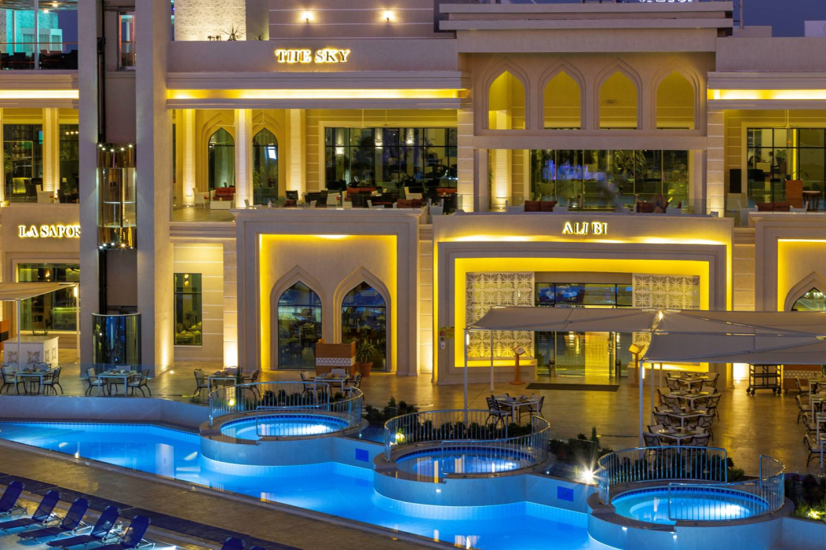 ALBATROS AQUA BLUE RESORT