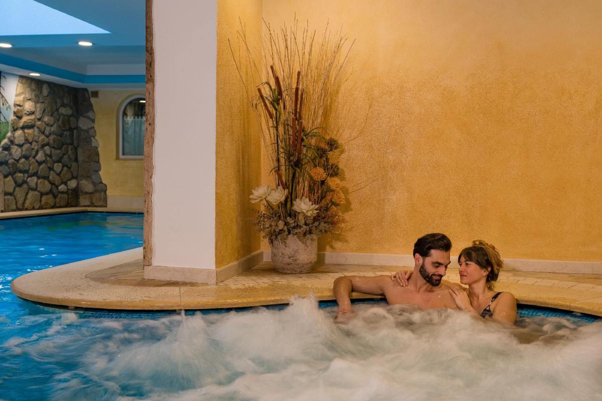 Albergo Dimaro Wellness & Family Hotel