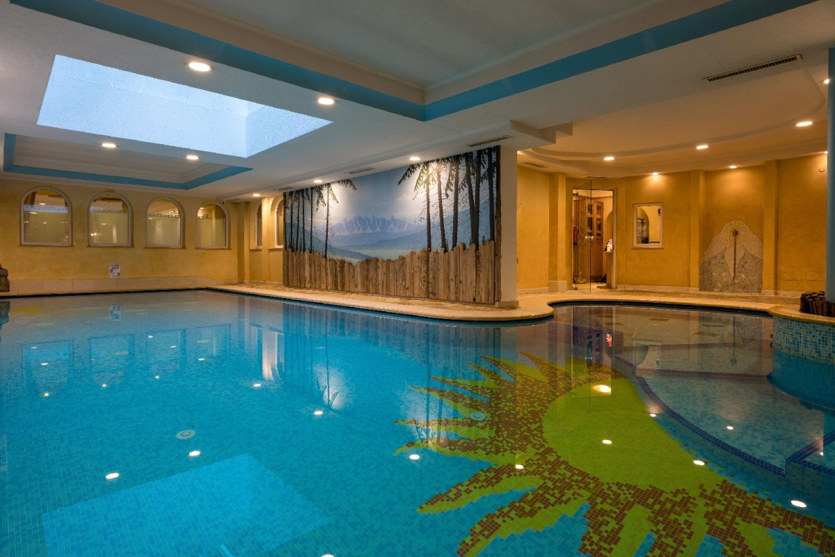 Albergo Dimaro Wellness & Family Hotel