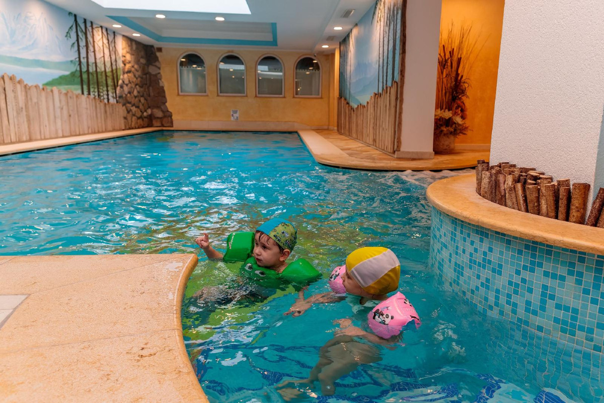 Albergo Dimaro Wellness & Family Hotel