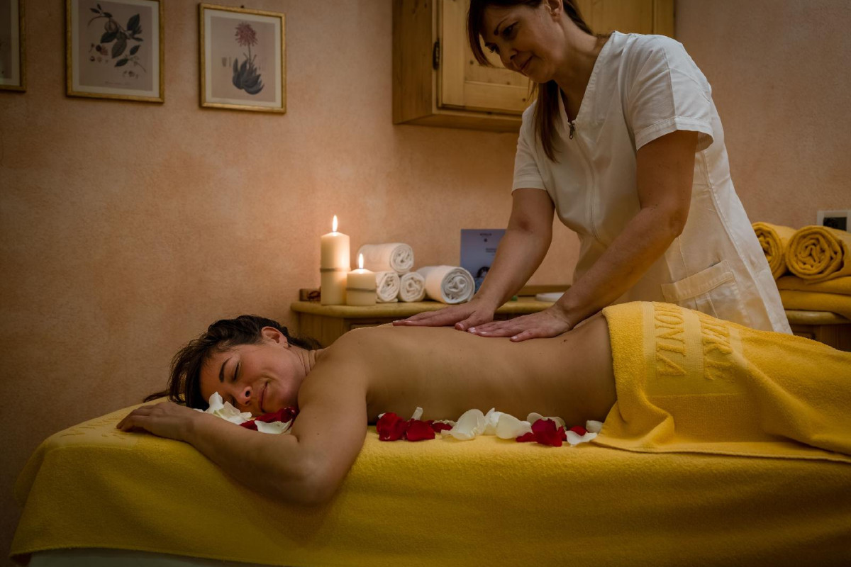 Albergo Dimaro Wellness & Family Hotel