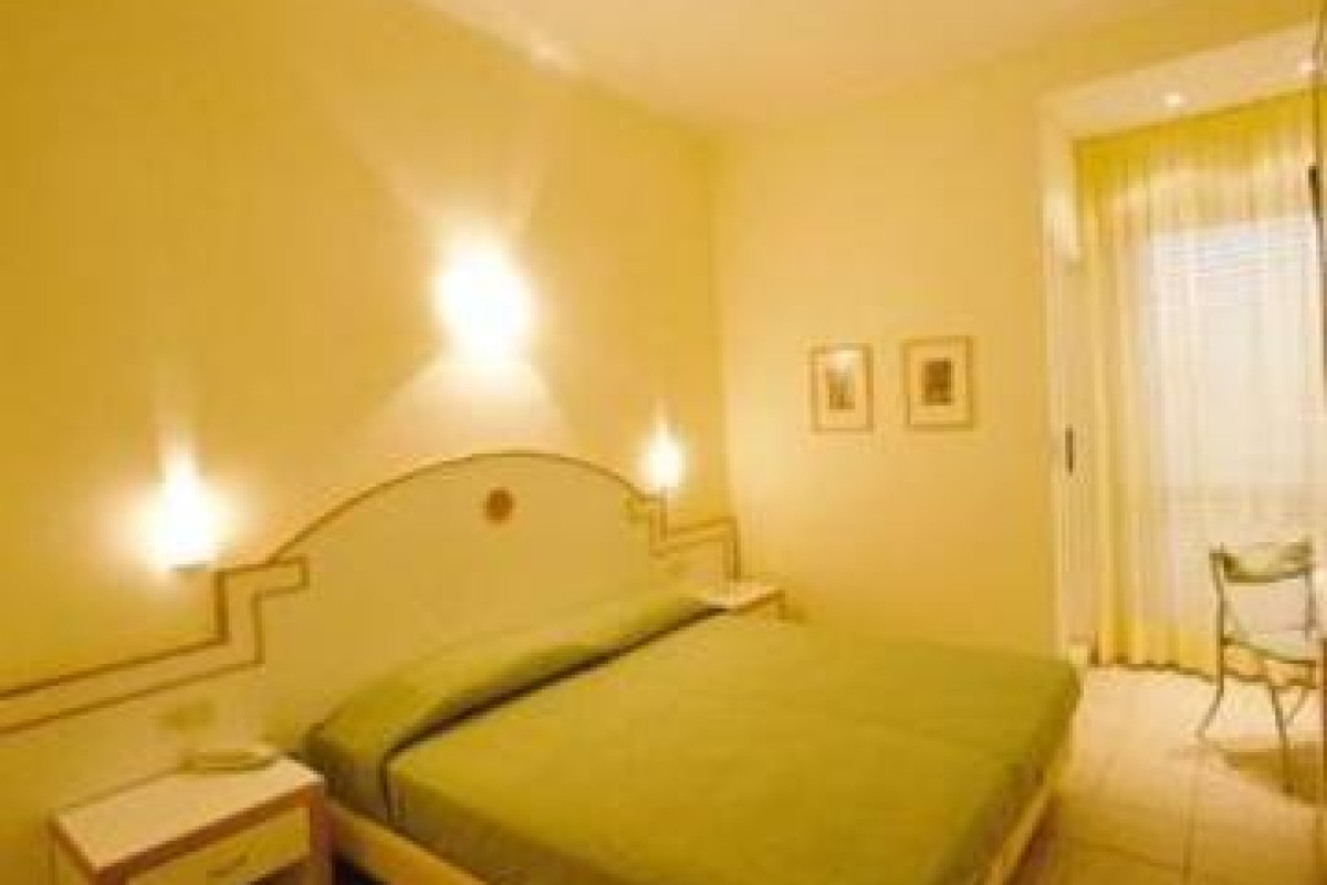 Albergo Punta De L'est