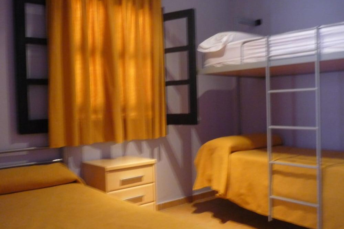 Albergue Inturjoven Punta Umbria - Hostel