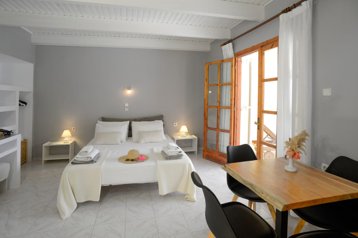 Albouro Seafront Apartments