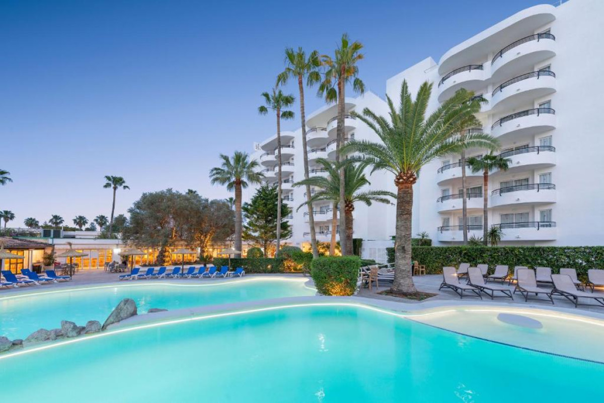 Alcudia Beach Aparthotel