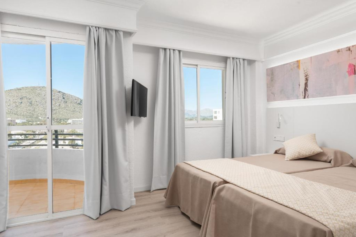 Alcudia Beach Aparthotel