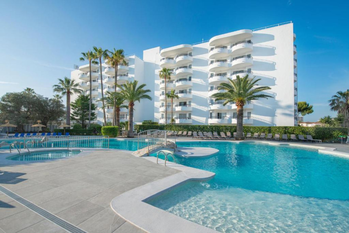 Alcudia Beach Aparthotel