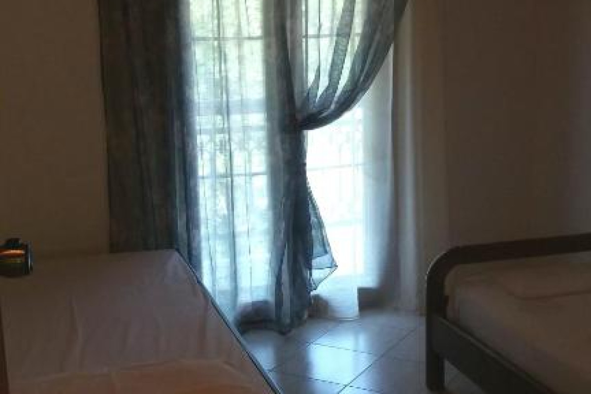Alekos Rooms and Apartments