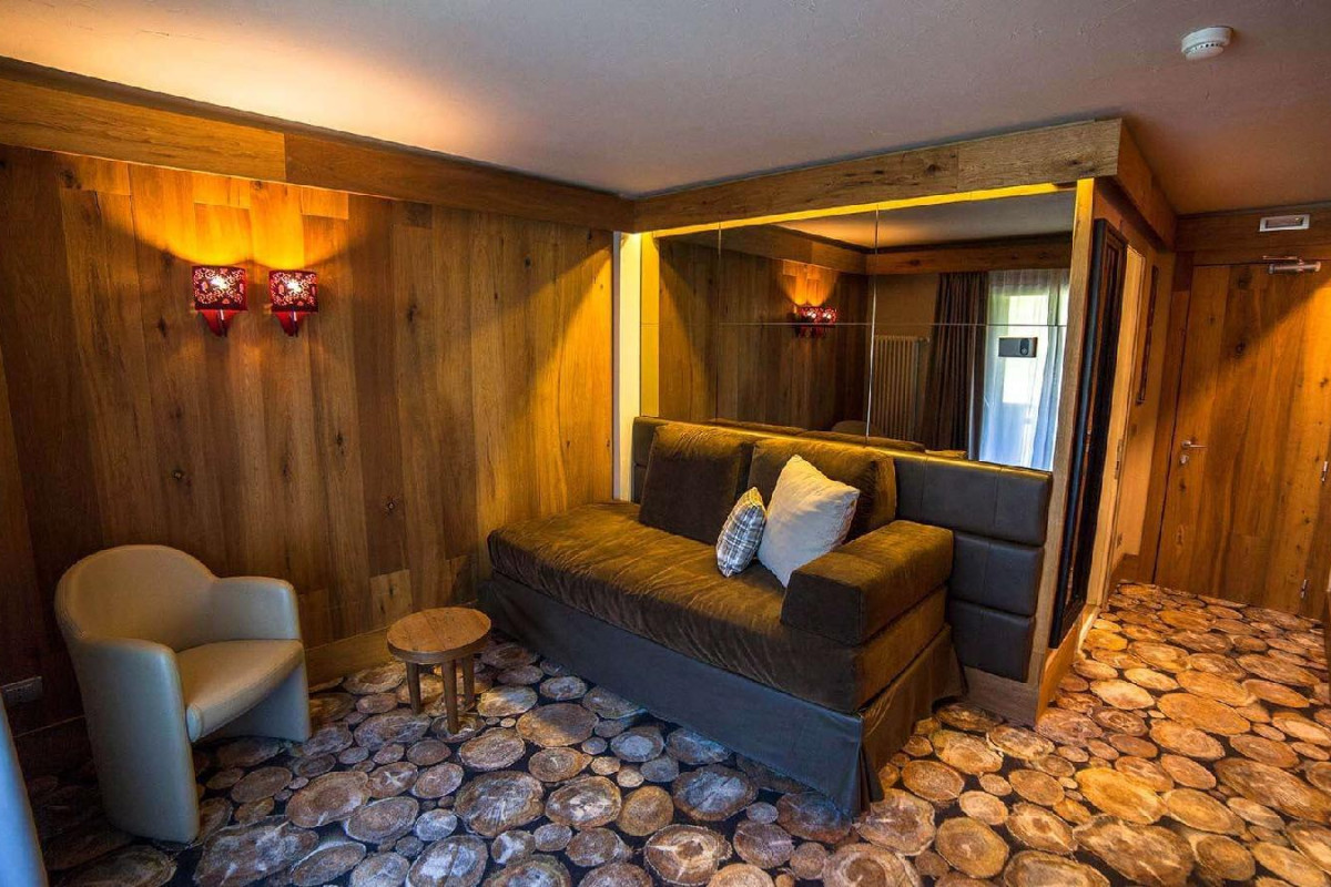 Alexander Charme Hotel