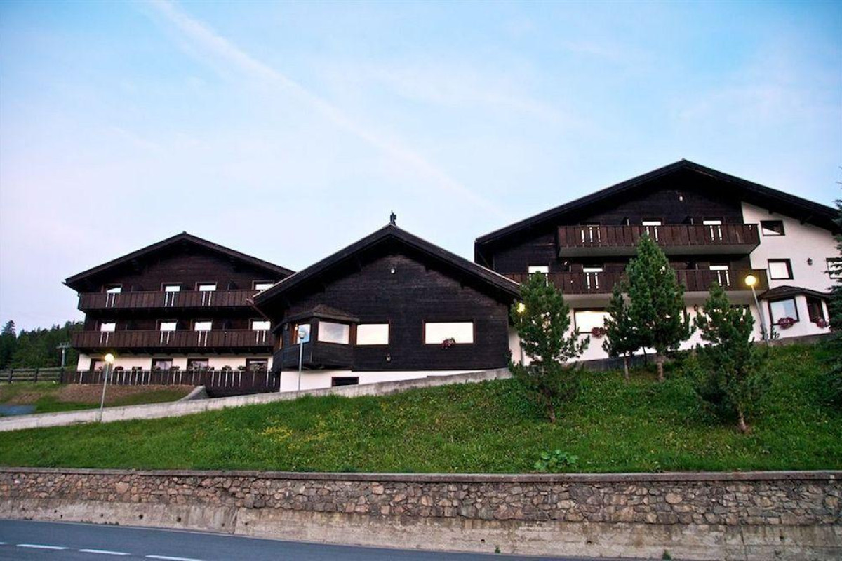 Alexander Charme Hotel