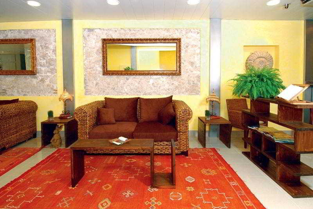 Alexandra Aparthotel