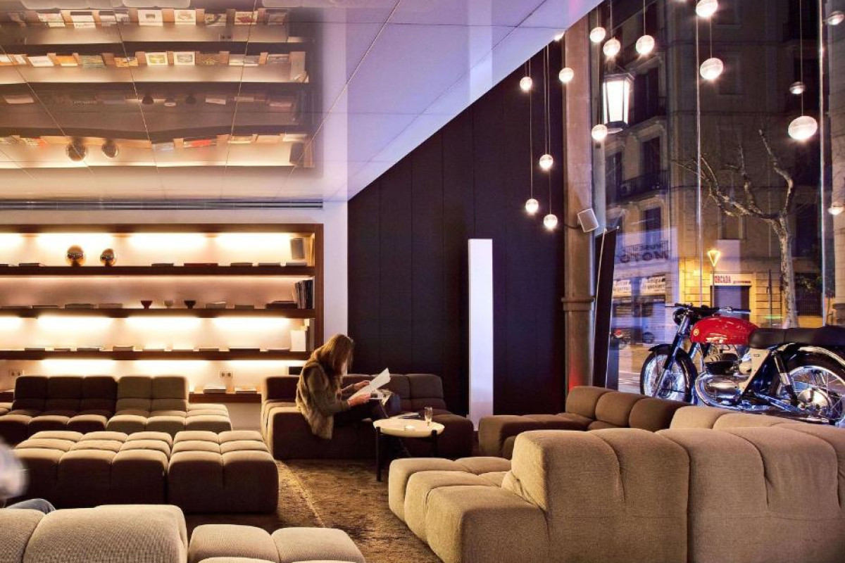 ALEXANDRA BARCELONA HOTEL, CURIO COLLECTION BY HILTON