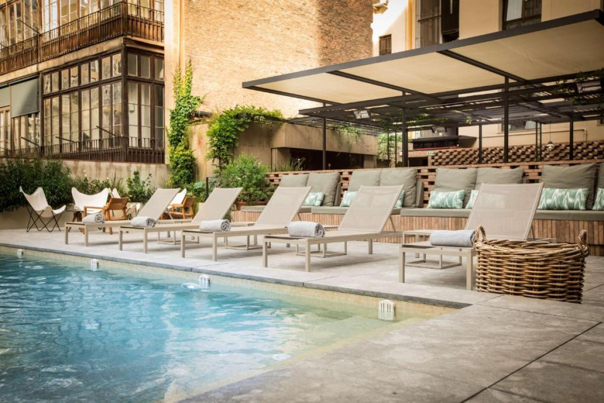 ALEXANDRA BARCELONA HOTEL, CURIO COLLECTION BY HILTON