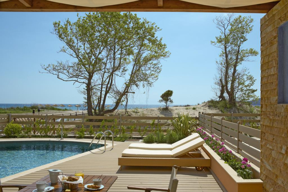 ALEXANDRA GOLDEN BOUTIQUE - GOLDEN BEACH