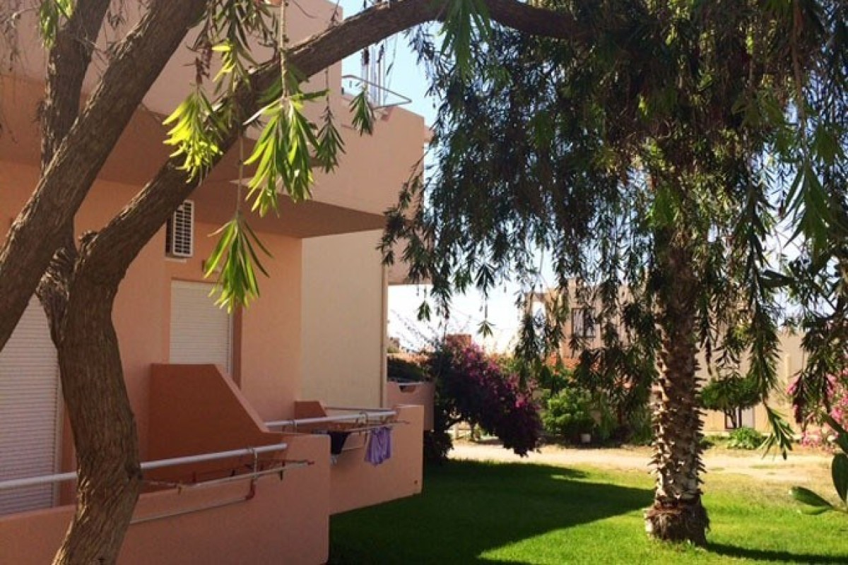 ALEXANDROS APARTMENTS
