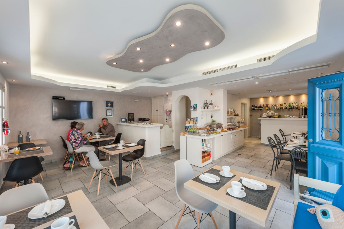 Alexandros Apartments Paros