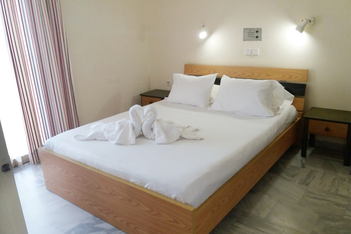 ALEXANDROS M HOTEL