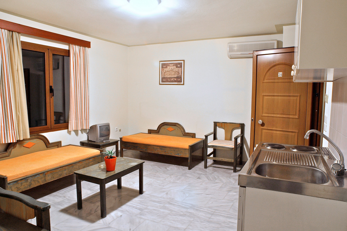 ALEXANDROS M HOTEL